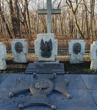 Major Henryk Sucharski grave stone