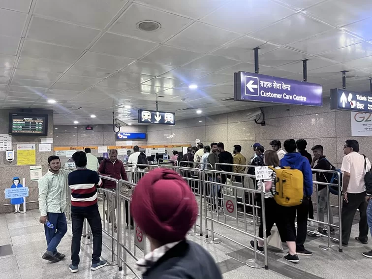 guide to the Delhi Airport Express Metro Line ticket line 