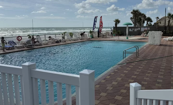 Review of the Boardwalk Inn and Suites, Daytona Beach, FL. - Pool