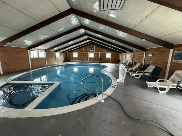 Pool - Review of the All Seasons Inn & Suites, Cape Cod